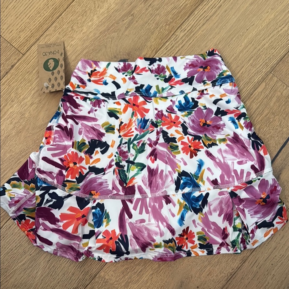 Dona Jo NWT Women's Floral Tennis Skirt
